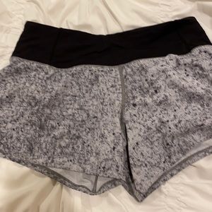 Lululemon speed up low rise shorts size 2